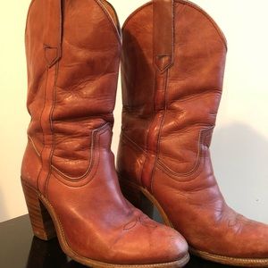 Vintage Frye Brown western booties